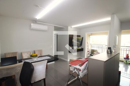 Sala / Cozinha / Área de Serviço de apartamento à venda com 3 quartos, 66m² em Vila Santa Maria, São Paulo