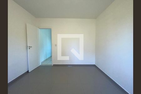 Quarto 1 de casa para alugar com 3 quartos, 200m² em Jardim das Vertentes, São Paulo