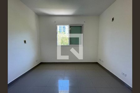 Quarto 1 de casa para alugar com 3 quartos, 200m² em Jardim das Vertentes, São Paulo