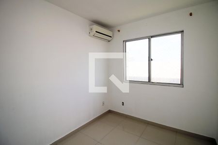 Quarto 2 de apartamento para alugar com 2 quartos, 40m² em Pavuna, Rio de Janeiro