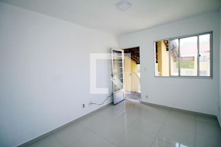 Sala de apartamento para alugar com 2 quartos, 40m² em Pavuna, Rio de Janeiro