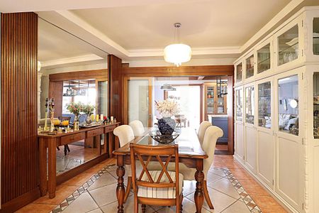 Sala - Janta de casa à venda com 4 quartos, 400m² em Vila Jardim, Porto Alegre