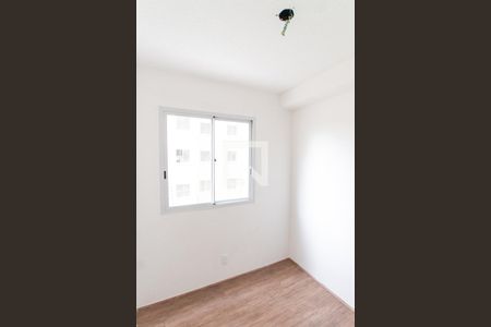 Quarto 2 de apartamento para alugar com 2 quartos, 32m² em Parque Novo Mundo, São Paulo