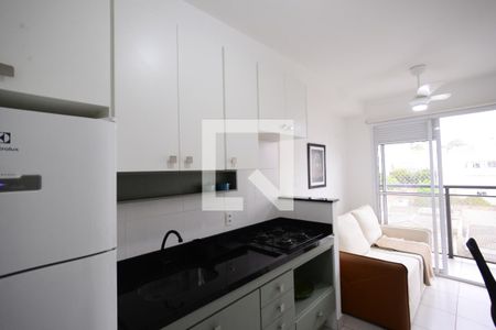 Sala/Cozinha de apartamento para alugar com 1 quarto, 30m² em Jardim da Gloria, São Paulo