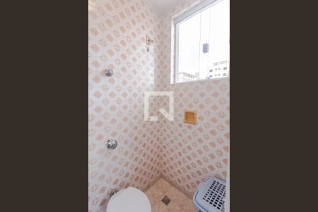 Banheiro da Suíte de apartamento para alugar com 3 quartos, 95m² em Sagrada Família, Belo Horizonte