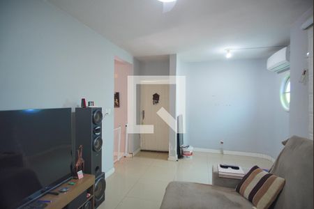 Sala de casa à venda com 4 quartos, 300m² em Parque Santa Fé, Porto Alegre