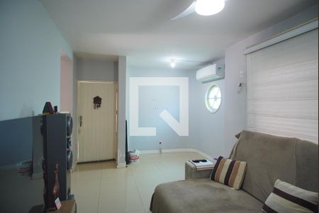 Sala de casa à venda com 4 quartos, 300m² em Parque Santa Fé, Porto Alegre
