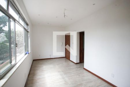 Sala de casa para alugar com 2 quartos, 89m² em Taquara, Rio de Janeiro