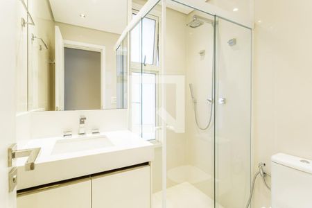 Banheiro da Suíte 1 de apartamento para alugar com 2 quartos, 124m² em Itaim Bibi, São Paulo