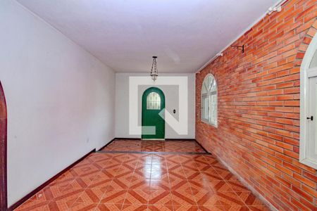 Sala de casa para alugar com 3 quartos, 204m² em Santa Maria Goretti, Porto Alegre