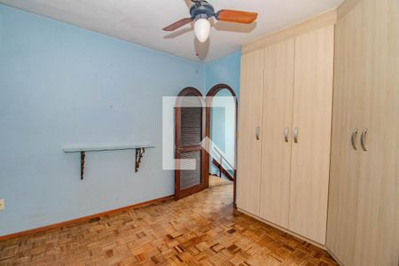 Quarto 2 de casa para alugar com 3 quartos, 204m² em Santa Maria Goretti, Porto Alegre