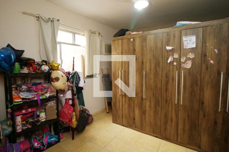 Quarto 1 de casa à venda com 2 quartos, 72m² em Irajá, Rio de Janeiro