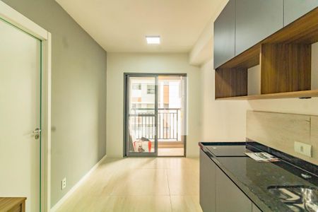 Sala/Cozinha de kitnet/studio para alugar com 1 quarto, 26m² em Jardim Prudência, São Paulo