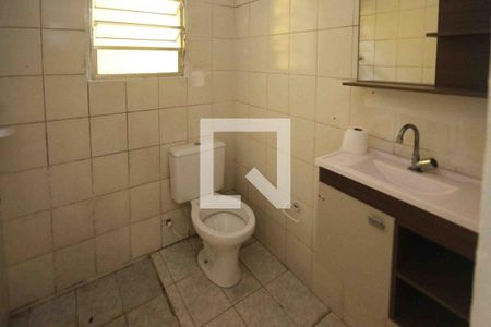 Banheiro de casa para alugar com 1 quarto, 35m² em Cidade Satelite Santa Barbara, São Paulo