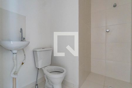 Banheiro de apartamento para alugar com 2 quartos, 29m² em Vila Santo Estefano, São Paulo