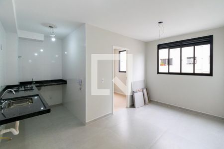 Sala  de apartamento para alugar com 2 quartos, 34m² em Jardim Oriental, São Paulo