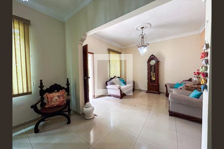 Sala de casa para alugar com 4 quartos, 430m² em Centro, Sorocaba