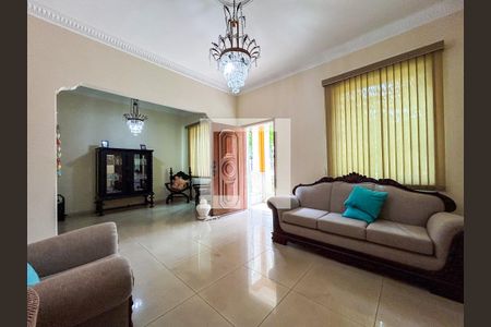 Sala de casa para alugar com 4 quartos, 430m² em Centro, Sorocaba