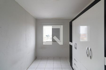 Quarto 1 de apartamento para alugar com 2 quartos, 56m² em Vila Carmosina, São Paulo