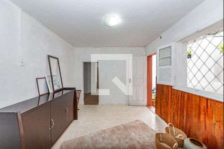 Sala 1 de casa para alugar com 2 quartos, 100m² em João Pinheiro, Belo Horizonte