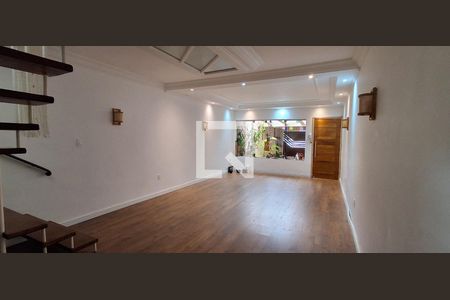 Sala  de casa à venda com 3 quartos, 150m² em Rudge Ramos, São Bernardo do Campo