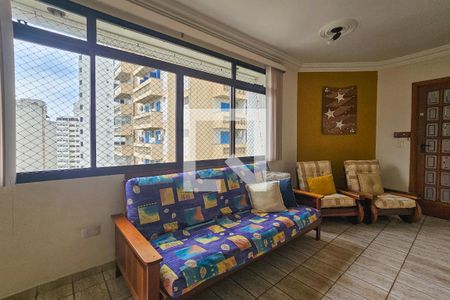 Sala de apartamento para alugar com 4 quartos, 110m² em Vila Alzira, Guarujá