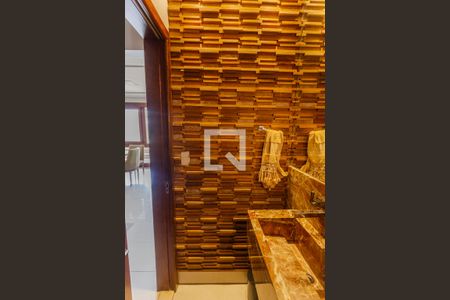 Lavabo na Sala 1 de casa à venda com 3 quartos, 315m² em Floresta, Belo Horizonte