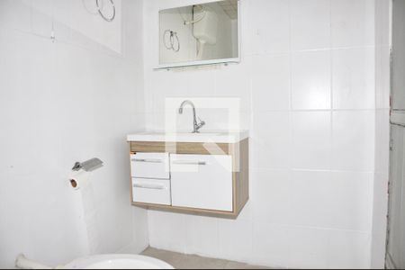 Detalhe - Banheiro Social de casa para alugar com 1 quarto, 60m² em Vila Ribeiro de Barros, São Paulo