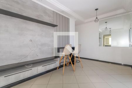 Sala de apartamento para alugar com 2 quartos, 65m² em Jaguaribe, Osasco