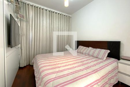 Suite de apartamento à venda com 3 quartos, 95m² em Santo Antônio, Belo Horizonte