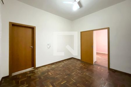 Suite 1 de casa à venda com 5 quartos, 900m² em Santa Efigênia, Belo Horizonte