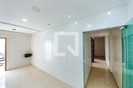 Casa para alugar com 2 quartos, 60m² em Jardim Mimar, São Paulo