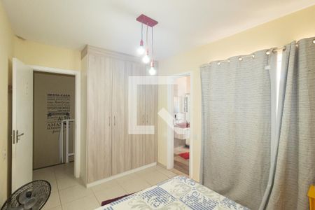 Suíte de casa de condomínio para alugar com 2 quartos, 120m² em Campo Grande, Rio de Janeiro