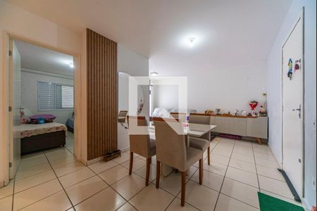 Sala de apartamento para alugar com 2 quartos, 72m² em Jardim Santa Cristina, Santo André