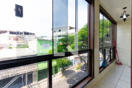 Casa para alugar com 4 quartos, 220m² em Parque Santa Madalena, São Paulo