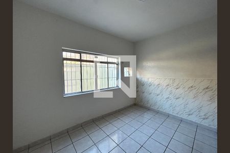 Quarto 1 de casa para alugar com 2 quartos, 70m² em Magalhães Bastos, Rio de Janeiro