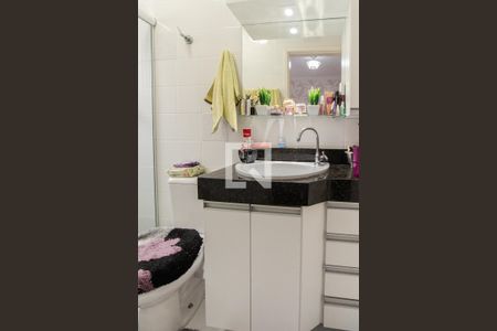 Banheiro da Suíte de casa de condomínio à venda com 2 quartos, 65m² em Vila Nelson, São Paulo