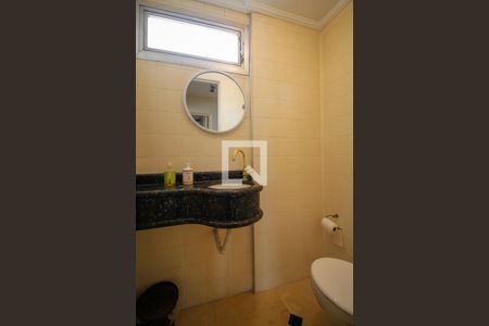 Lavabo de apartamento para alugar com 2 quartos, 85m² em Vila Madalena, São Paulo