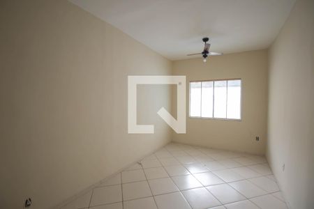 Quarto 2 de casa para alugar com 2 quartos, 75m² em Porto Velho, São Gonçalo