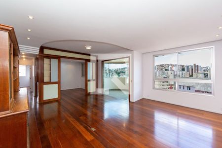 Apartamento à venda com 4 quartos, 147m² em Serra, Belo Horizonte