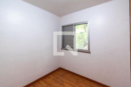 Quarto 1 de apartamento para alugar com 2 quartos, 58m² em Vila Guarani, São Paulo