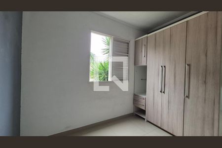Quarto de apartamento para alugar com 3 quartos, 59m² em Vila Metalúrgica, Santo André