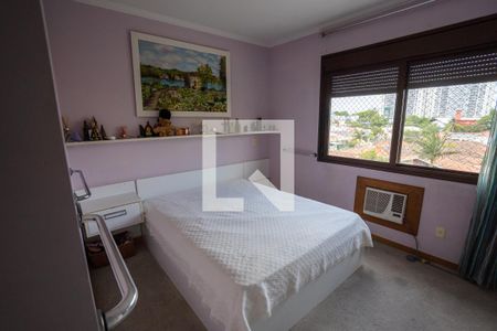 Quarto Suíte de apartamento à venda com 3 quartos, 124m² em Jardim Lindóia, Porto Alegre