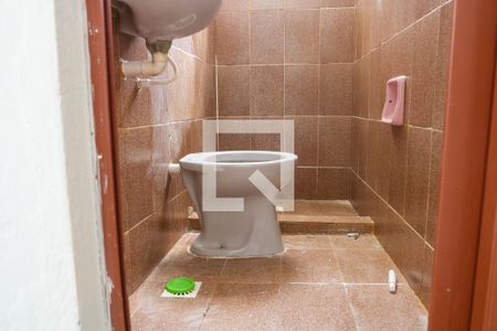 Banheiro - 1º Pavimento de casa para alugar com 2 quartos, 67m² em Cavalcanti, Rio de Janeiro