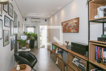 Corredor de casa à venda com 2 quartos, 140m² em Lapa, São Paulo