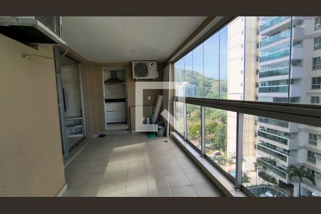 Apartamento para alugar com 3 quartos, 96m² em Recreio dos Bandeirantes, Rio de Janeiro