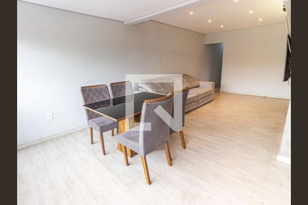 Sala de casa à venda com 4 quartos, 300m² em Jardim Popular, São Paulo