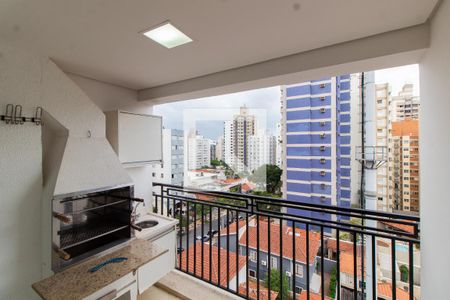 SACADA de apartamento para alugar com 2 quartos, 67m² em Cambuí, Campinas
