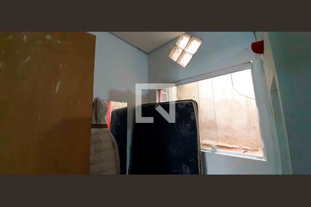 Casa para alugar com 2 quartos, 35m² em Jardim Roberto, Osasco