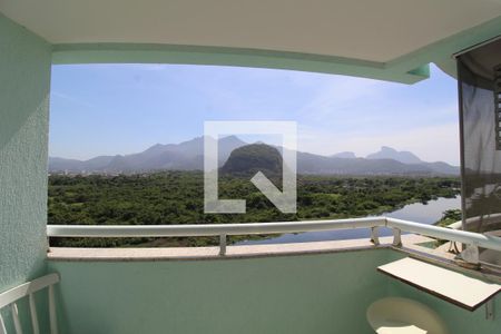 Sala - Varanda de apartamento à venda com 2 quartos, 80m² em Barra da Tijuca, Rio de Janeiro